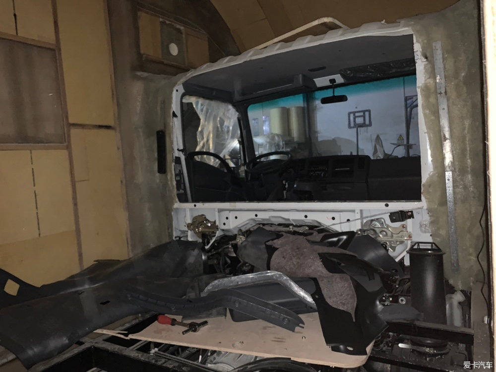 2.0t发动机搭载爱信8at变速箱suv,3.0t柴油v6发动机8at变速箱的车