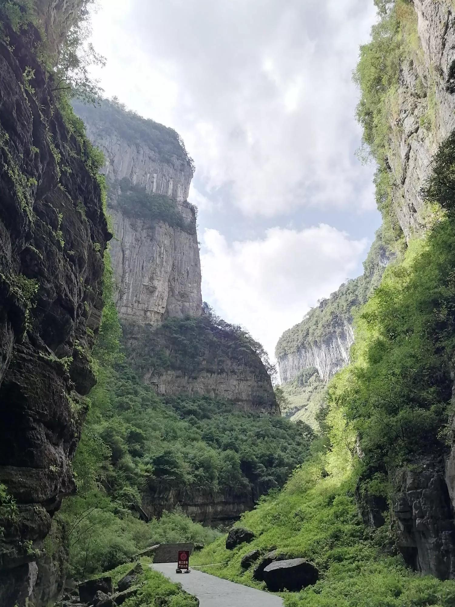 重庆武隆天坑三桥旅游一日游,重庆武隆天坑旅游详细攻略