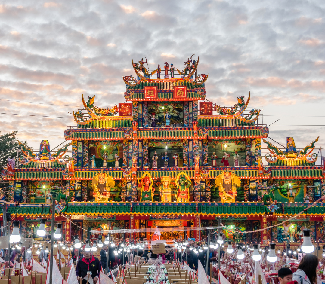 日本是如何给台湾人*脑洗**的?|地球知识局