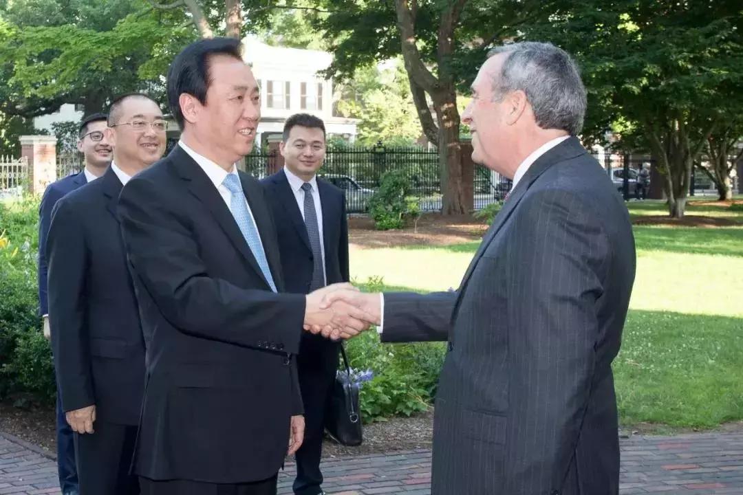 哈佛校长一行造访恒大总部,哈佛校长访问恒大