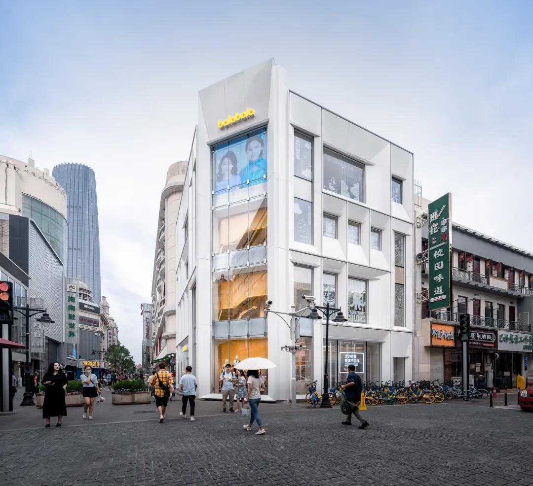 巴拉巴拉童装时装周,上海时装周2021童装巴拉巴拉