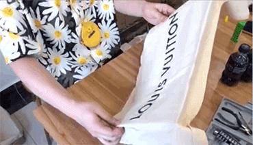 废旧纸袋如何做收纳包包,大牌纸袋斜挎包包改造教程