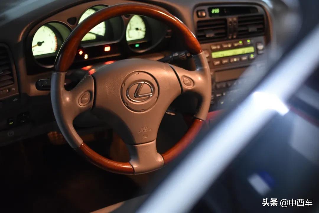 雷克萨斯咬地鲨is250老款,雷克萨斯is咬地鲨什么时候换代