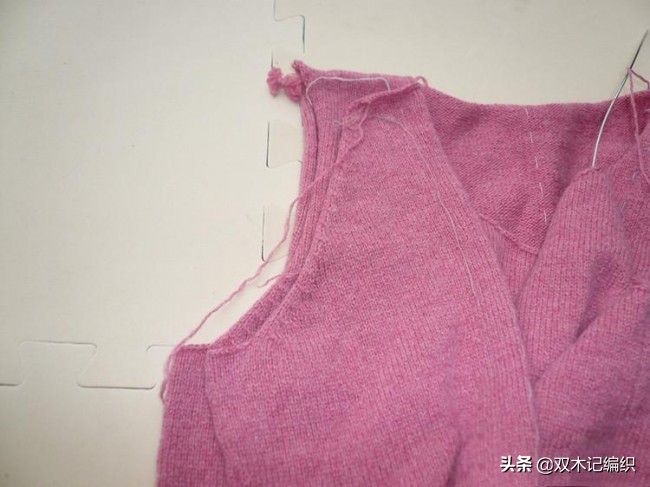 毛衣怎么缝袖子比较平整,毛衣袖子怎么织简单又好看