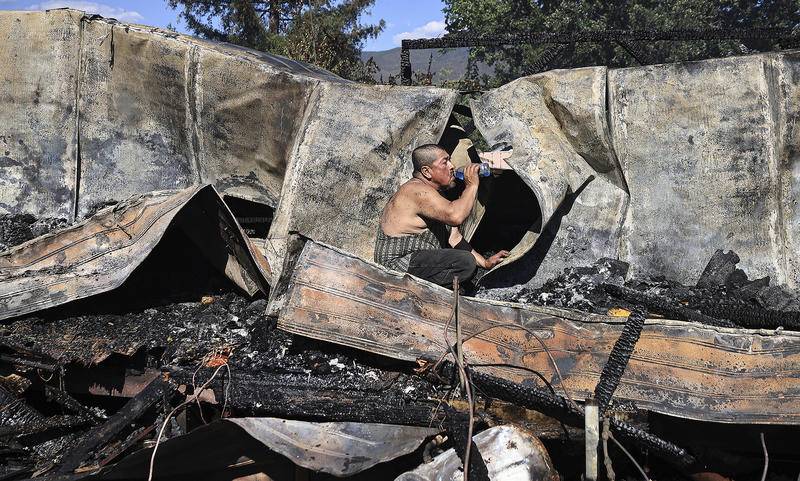 以色列餐馆用人造肉制作汉堡，一座划船入住的漂浮酒店开放