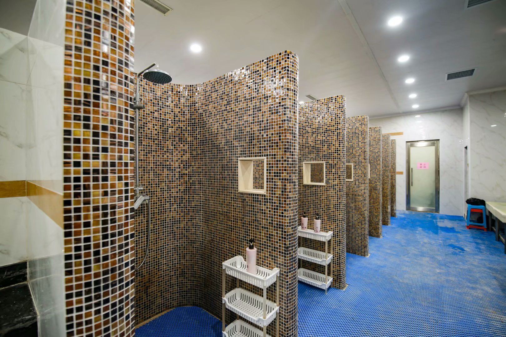 北京蓝调庄园滑雪场,这个冬天来滑雪吧