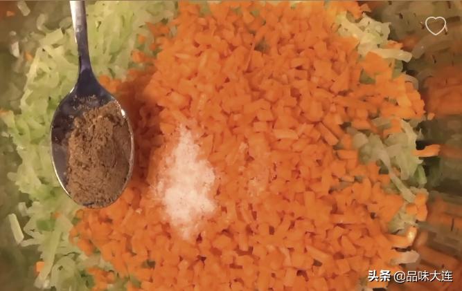 萝卜丝丸子用焯水吗,已经炸好的丸子怎样做好吃