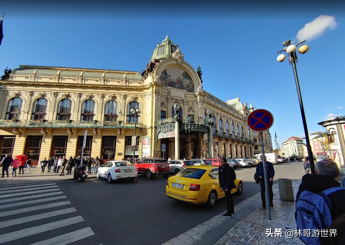 捷克首都布拉格的风光,捷克首都布拉格广场领略异国风情