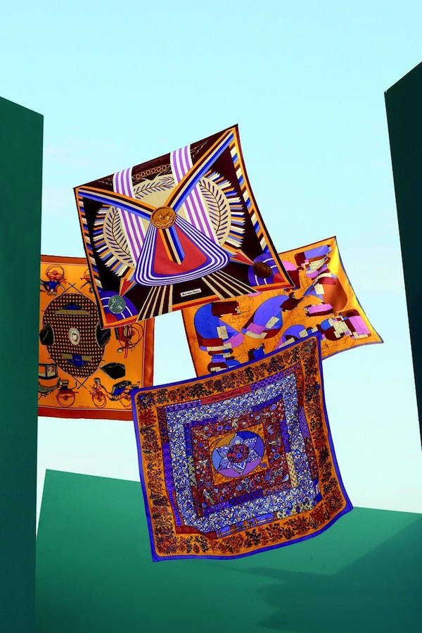 爱马仕丝巾一条,爱马仕丝巾如何成为第一的