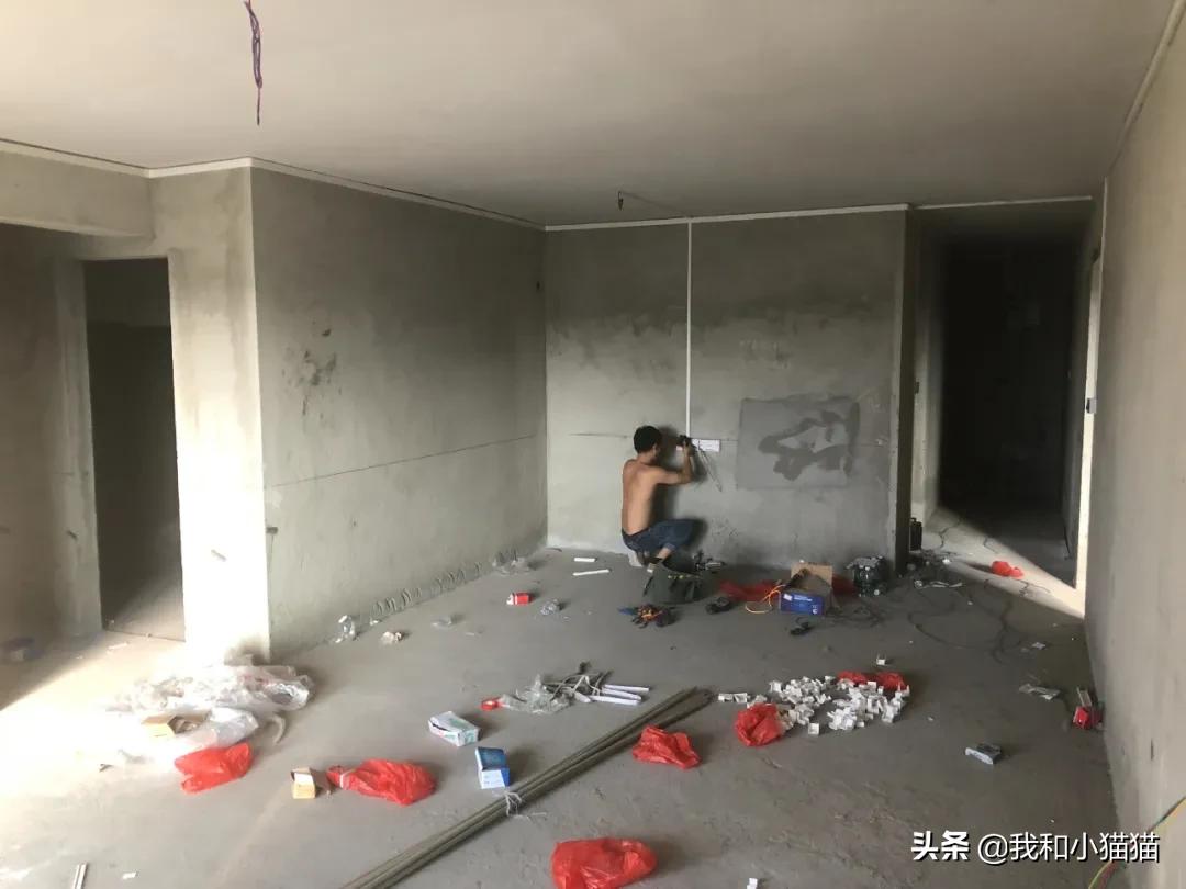 没钱装修了准备毛坯房入住,年轻人不装修直接入住毛坯房