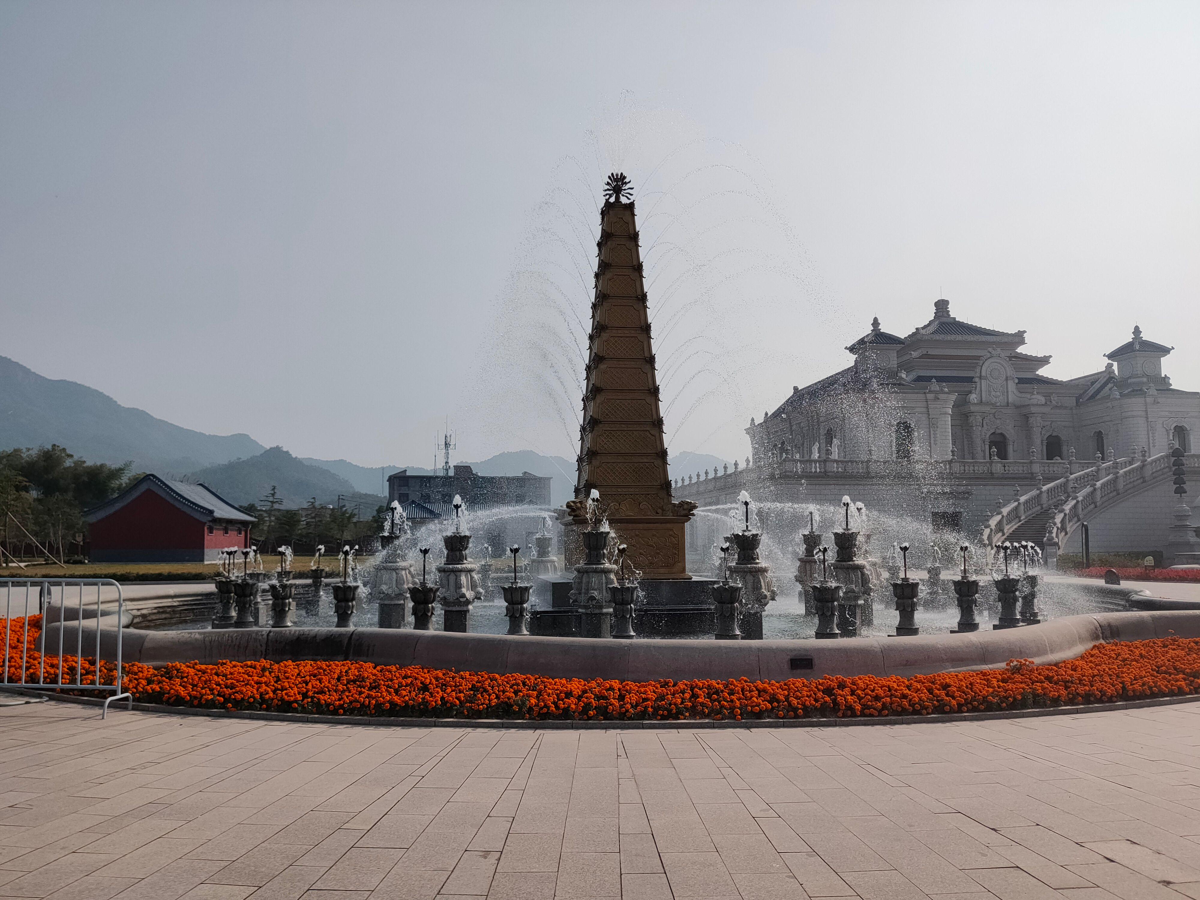 首个全马2022年超燃视频,横店马拉松2023全马颁奖直播