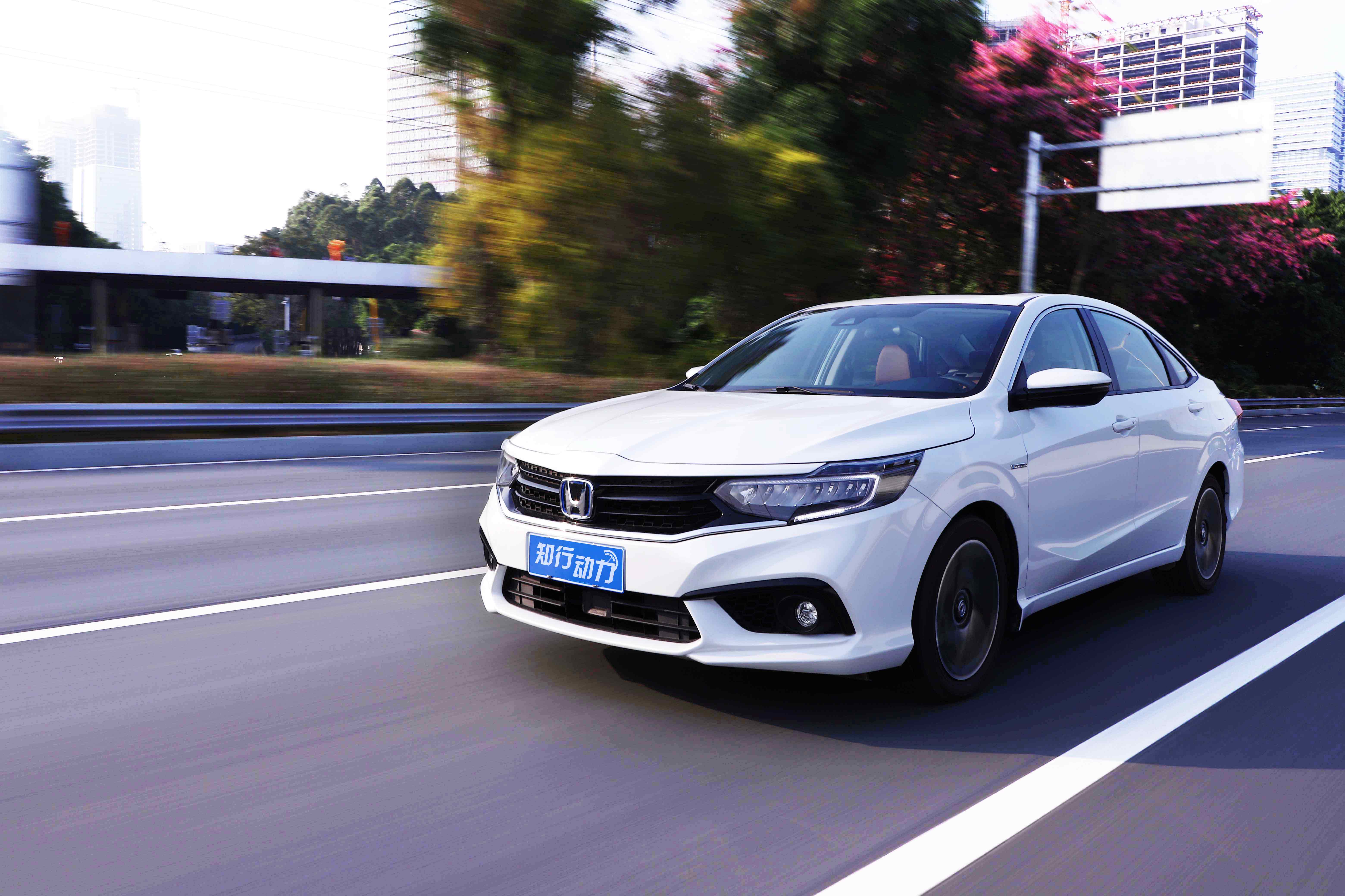 享域锐混动卡罗拉双擎,本田享域锐混动对比卡罗拉