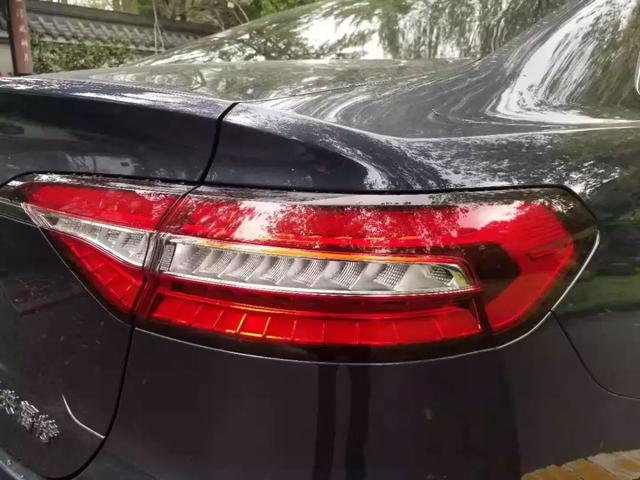 2019款福特金牛座,配置丰富满足日常需求福特金牛座