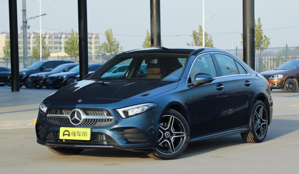 奔驰a级发动机加多少机油,奔驰a级1.3发动机烧机油吗