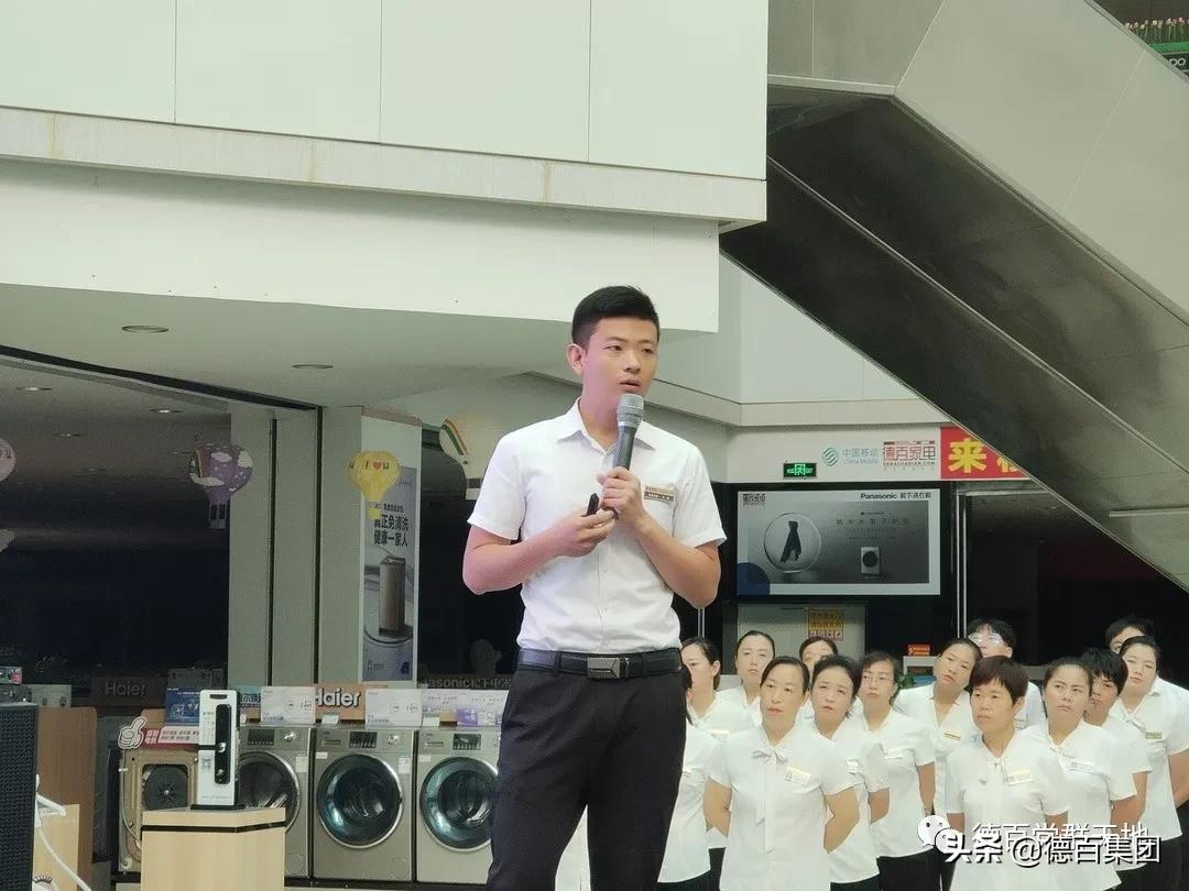 热点聚焦今日三分钟知晓天下事,热点新闻60秒今日头条怎么看