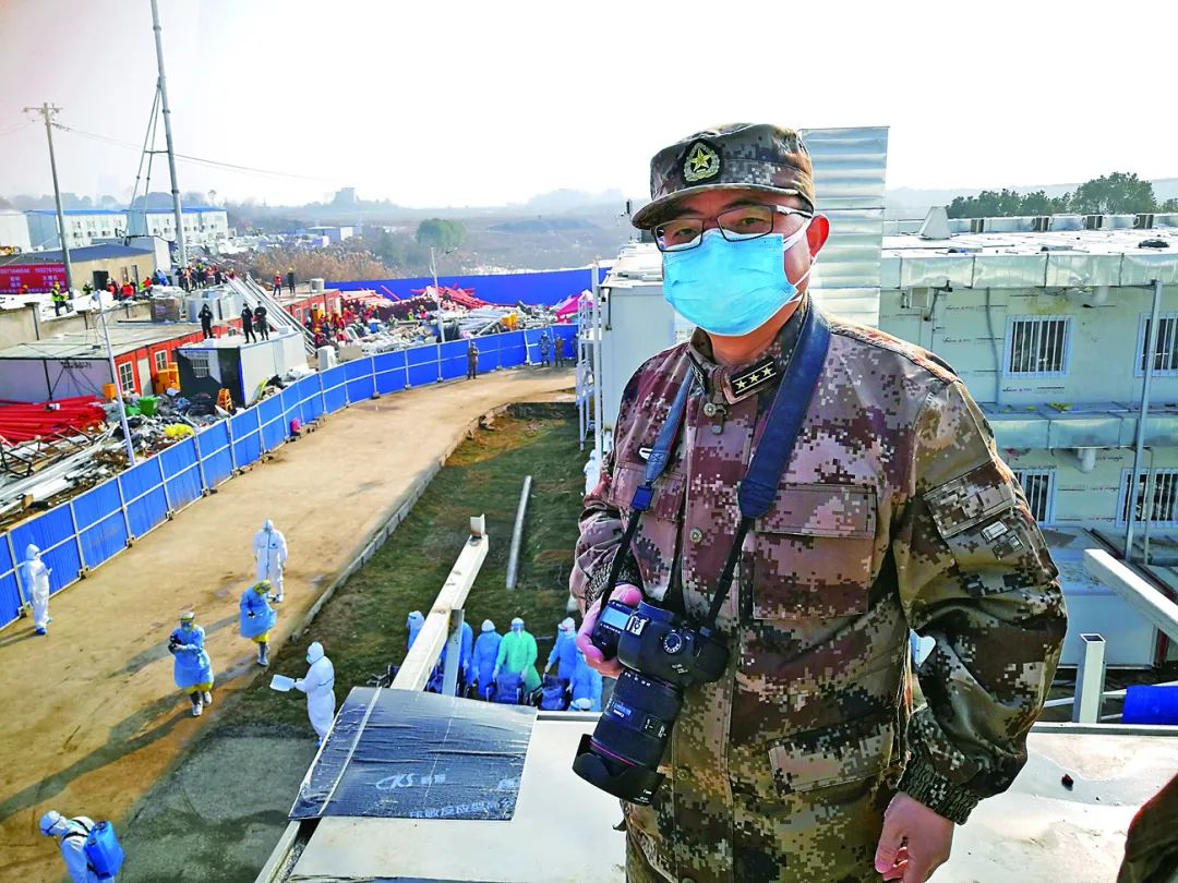 火神山致敬最美建设者,战疫致敬坚守岗位的每一个平凡人