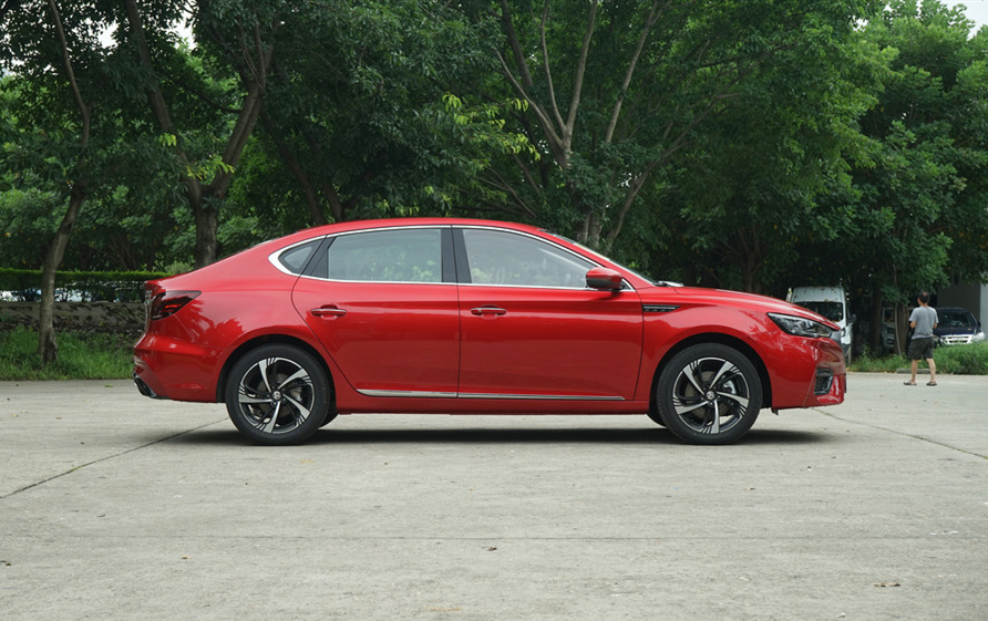 名爵6百公里加速vs思域,名爵6vs思域0到100加速