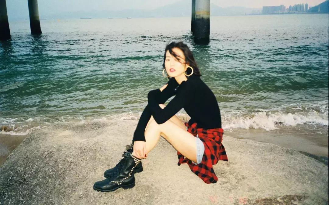 hm联名款多少件,hm藏蓝色大衣