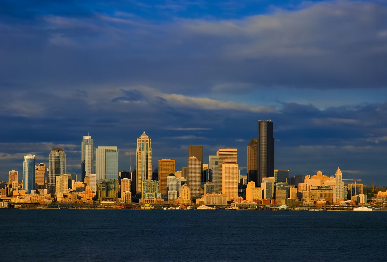 武汉市江岸区买二手房,武汉滨江未来房价升值