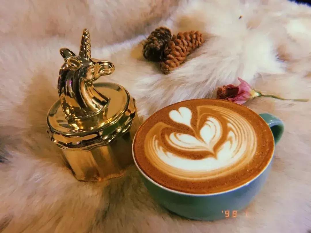 杭州好吃好玩的街区,杭州高端美食街