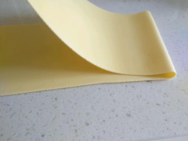 面粉清水做手擀面？难怪黏连不劲道，再加一勺“它”，超弹超劲道