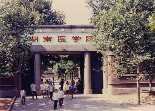 那些令人惊艳绝伦的情书,6行最惊艳的情书