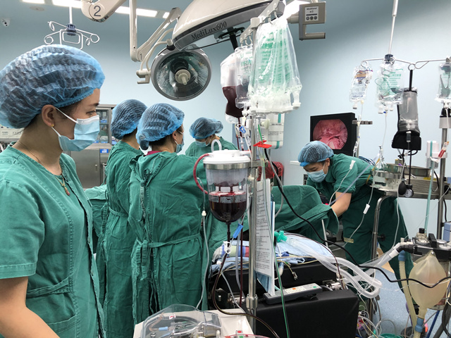 体重45KG，腹腔积血达3000ml，她与死神擦肩而过，靠自己救回自己