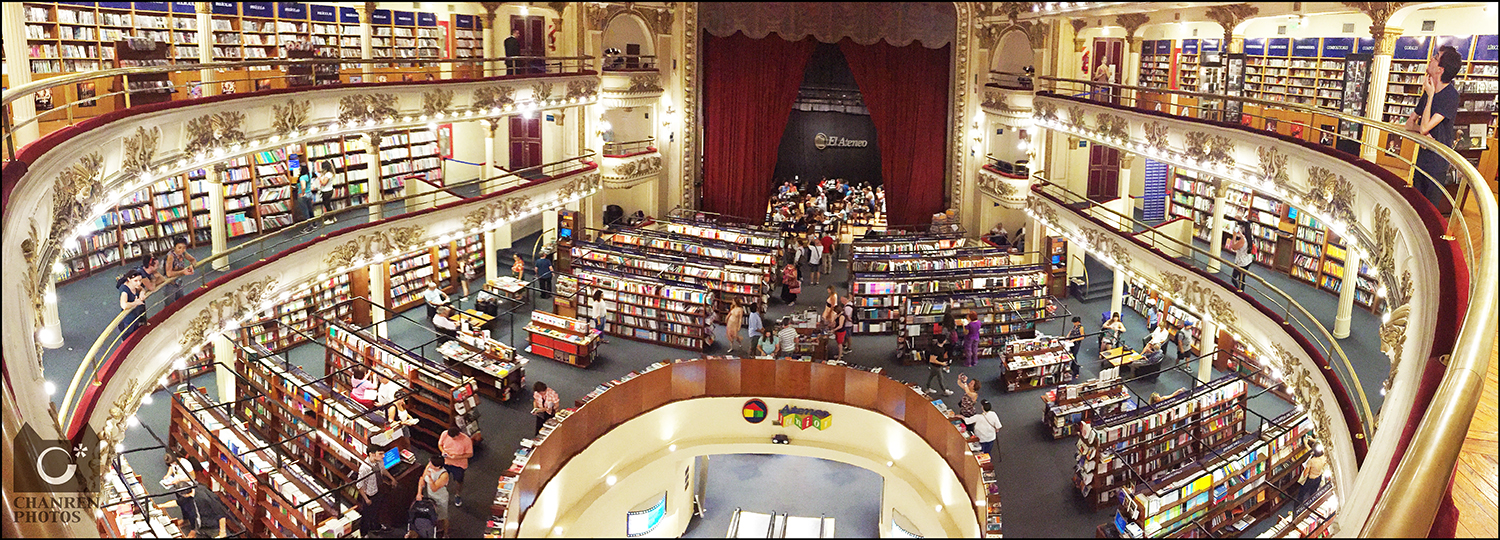 一个贩卖艺术和足球的彩色街区