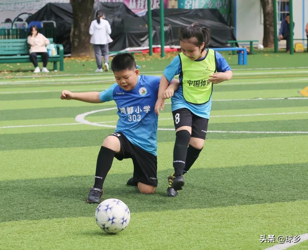 公益体彩快乐操场走进新洲小学,公益体彩快乐操场活动走进保定