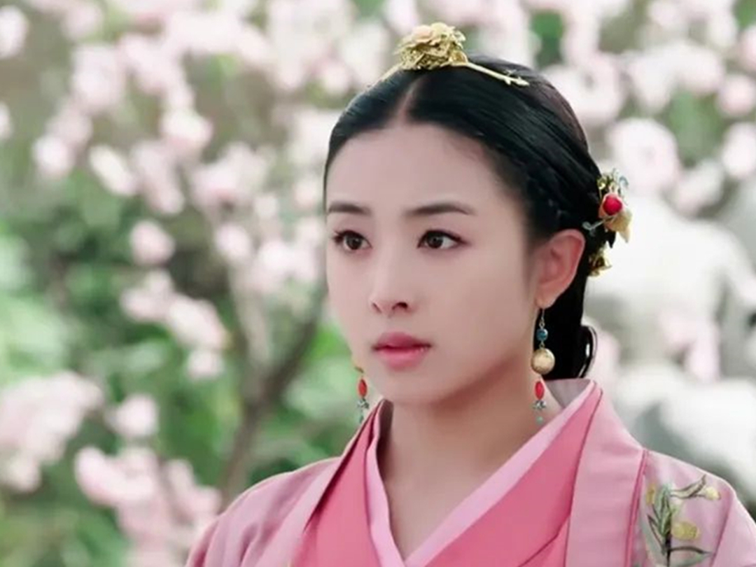 回忆十几年前超女比赛哽咽,当年的超女有多可怕