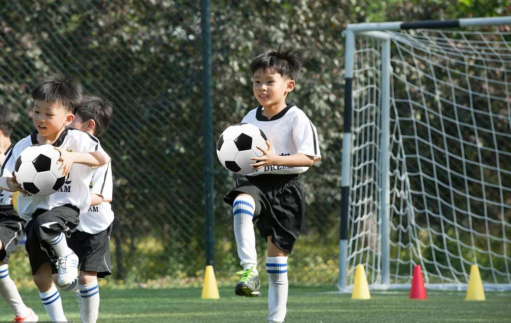 鍚庢氮瑙傜湅鎰熸偀,蹇箰瓒崇悆鏀鹃绔ュ績