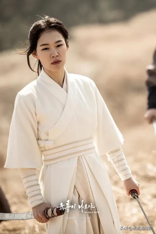 韩艺写真集高清,网红韩艺写真照高清