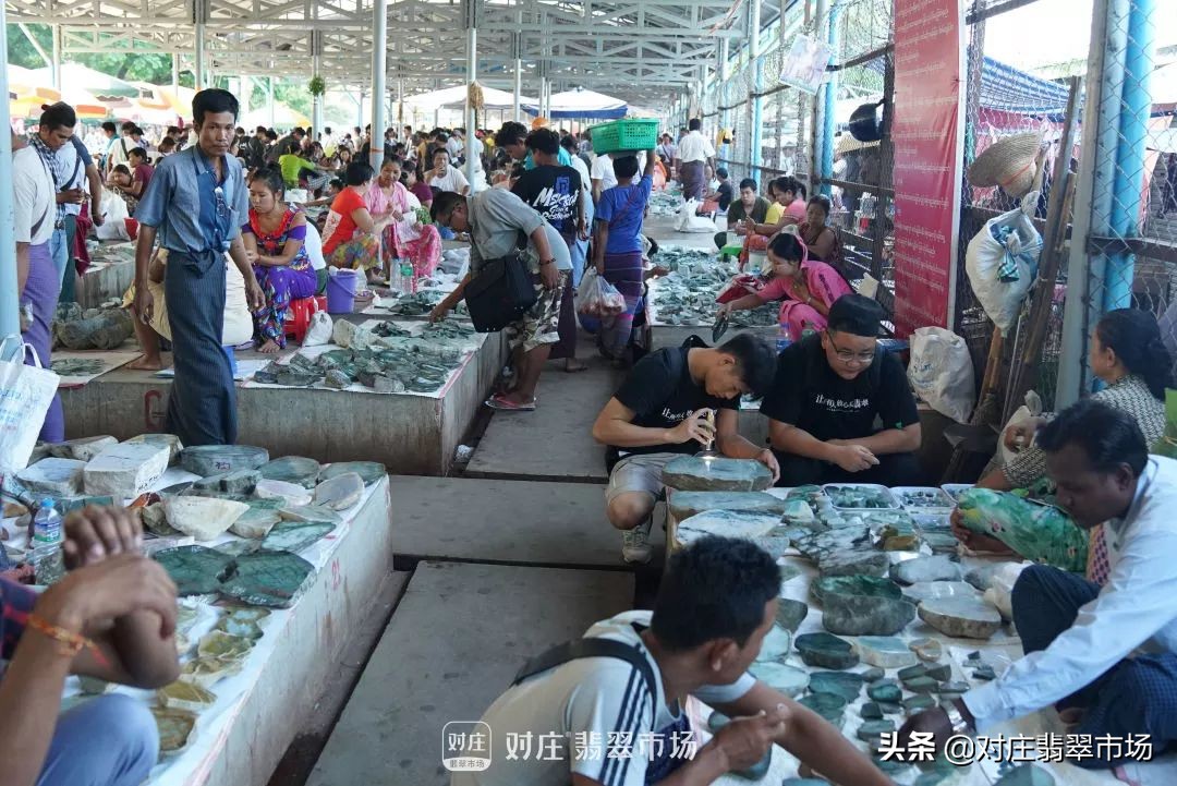 买高品质戒面、缅甸琥珀来这两个地方就够了