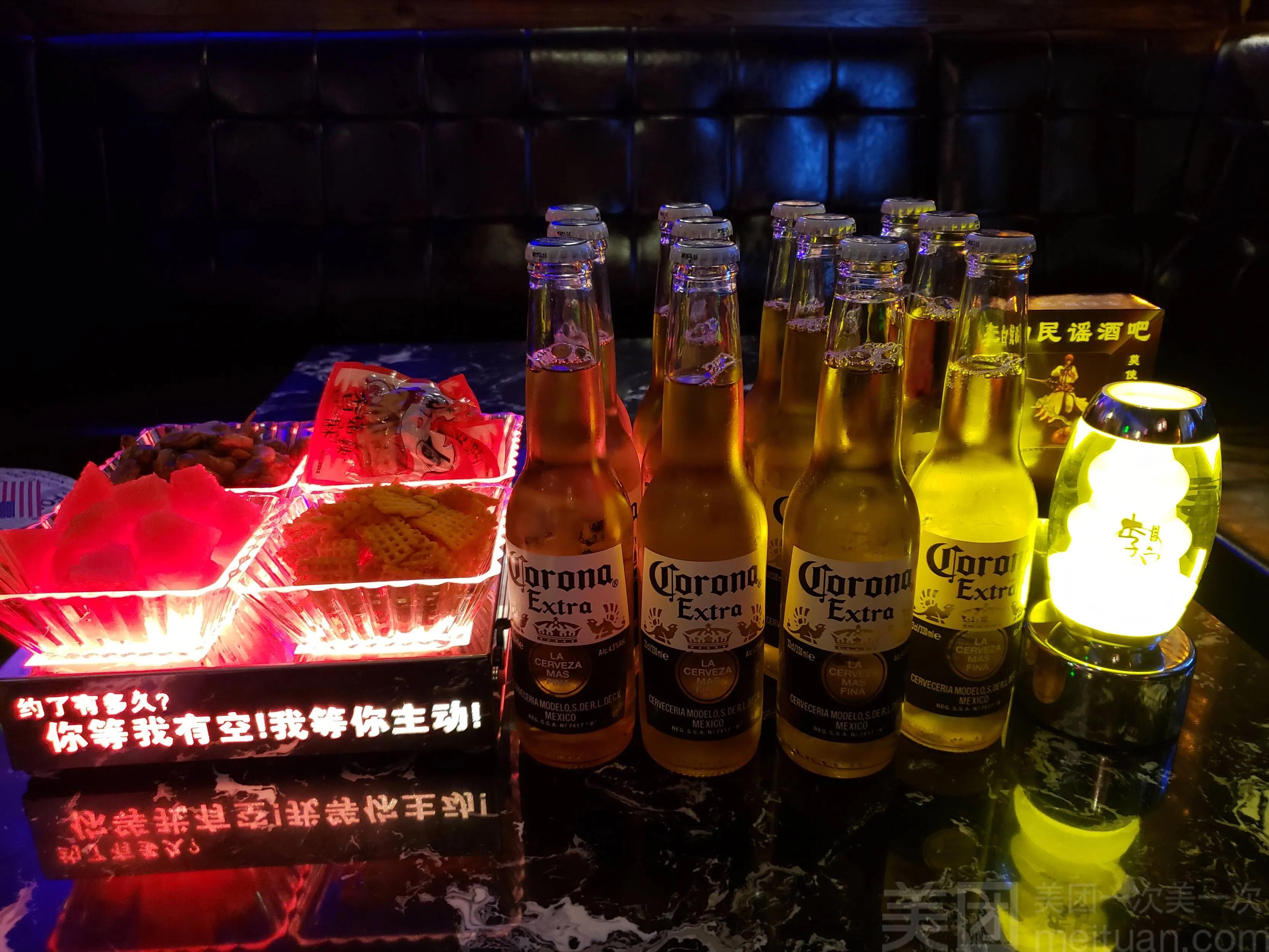 从“夜场之王”到“城市街溜子”，科罗娜的陨落之路？