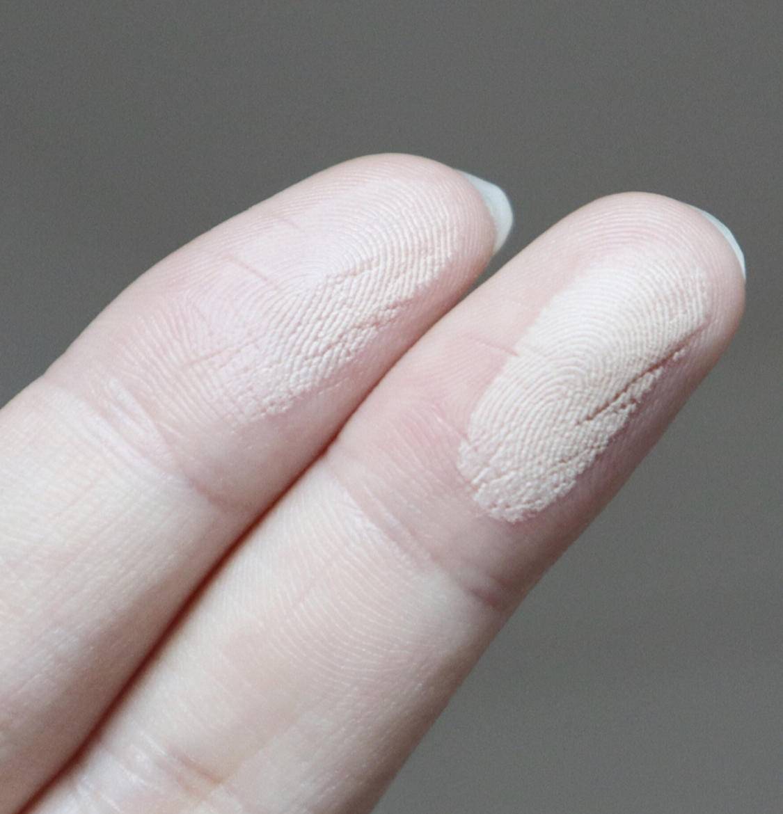 浮粉脱妆怎么补妆,脱妆浮粉怎么快速补妆