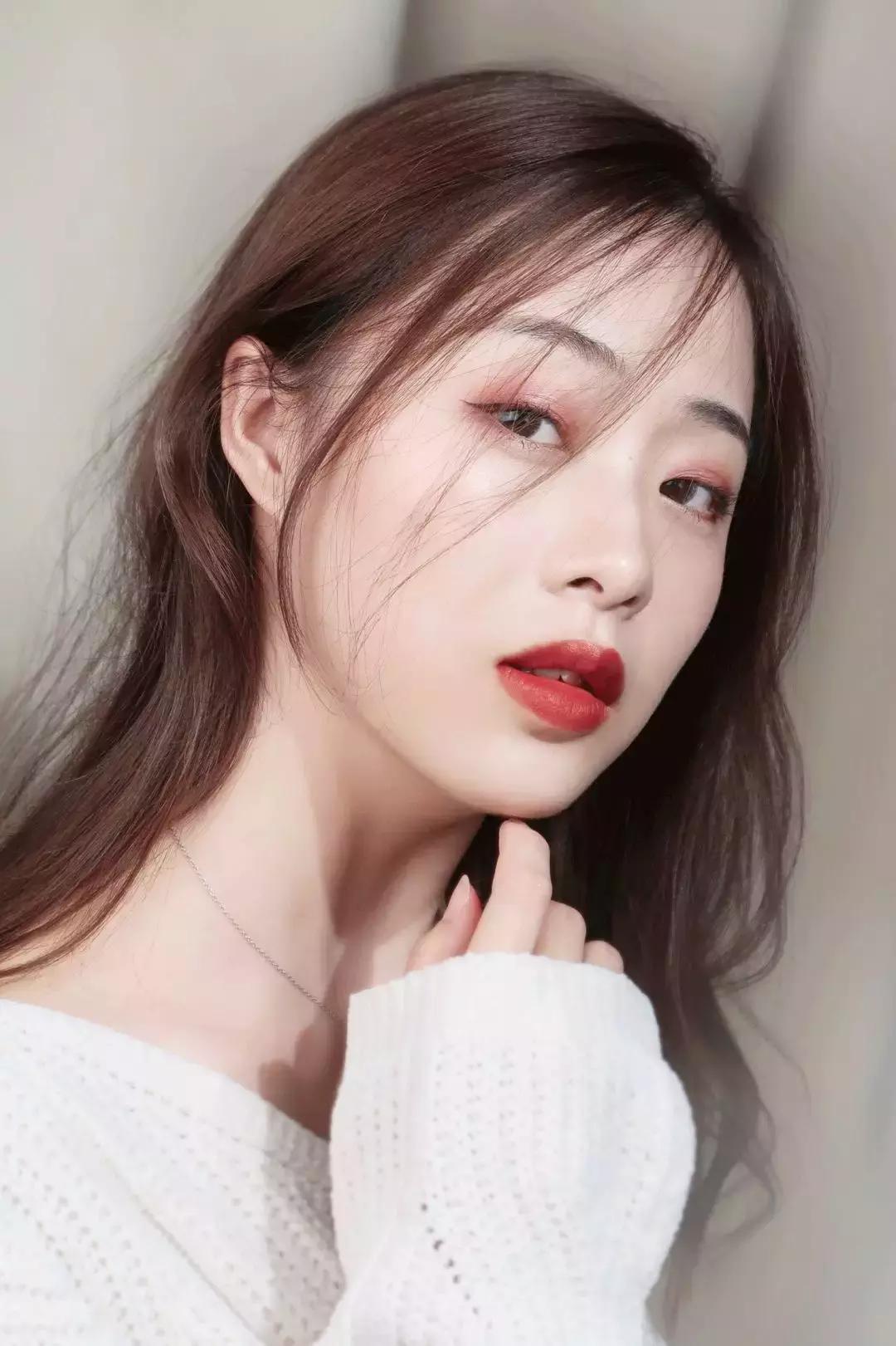 换一种口红就有不同的时尚风格，这元宵节给女神的礼物！