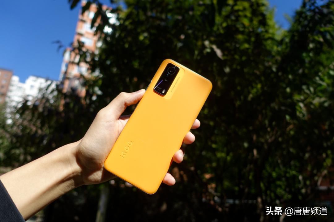 手游英雄联盟铂金什么水平,英雄联盟手游新热点