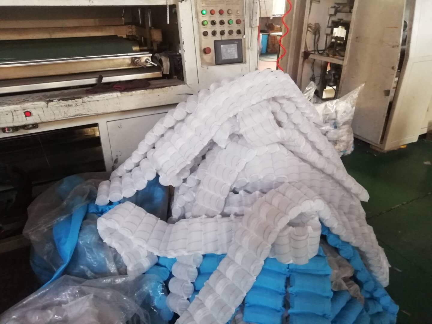 国外床垫和国产床垫区别,国外品牌床垫哪个性价比高