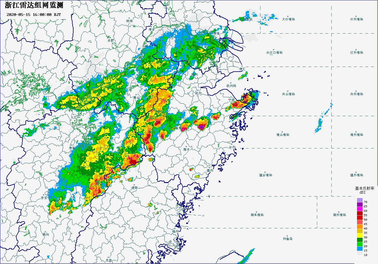 凶猛飑线来袭，大冰雹突袭浙江横店！网友：还以为是在拍戏