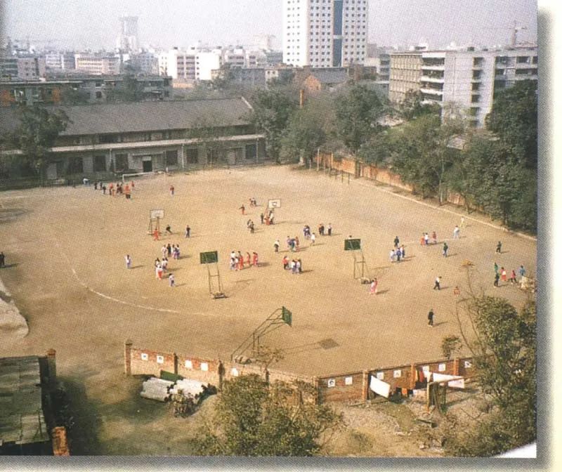 成都学校老照片,成都军区军医学校老照片