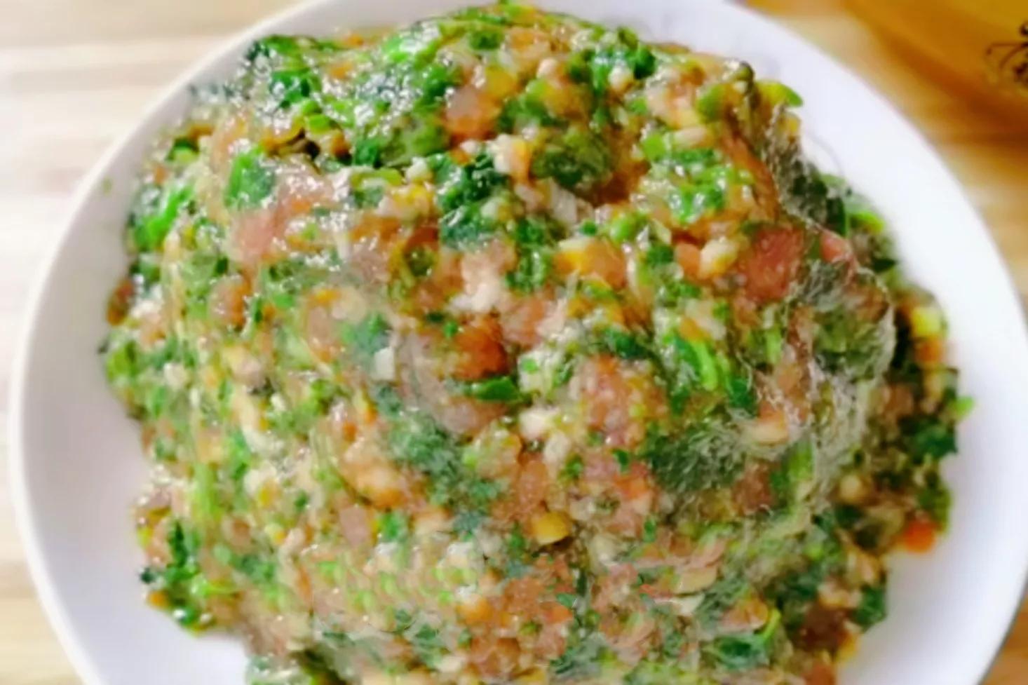 调荠菜饺子馅切记不要加一堆调料,调韭黄馅饺子馅牢记三不放