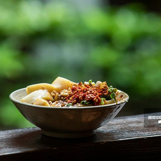 什么样的凉粉才是正宗的,夏天凉粉都是什么粉做的