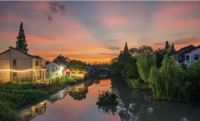 最后的枕水人家视频,最后的水乡古镇