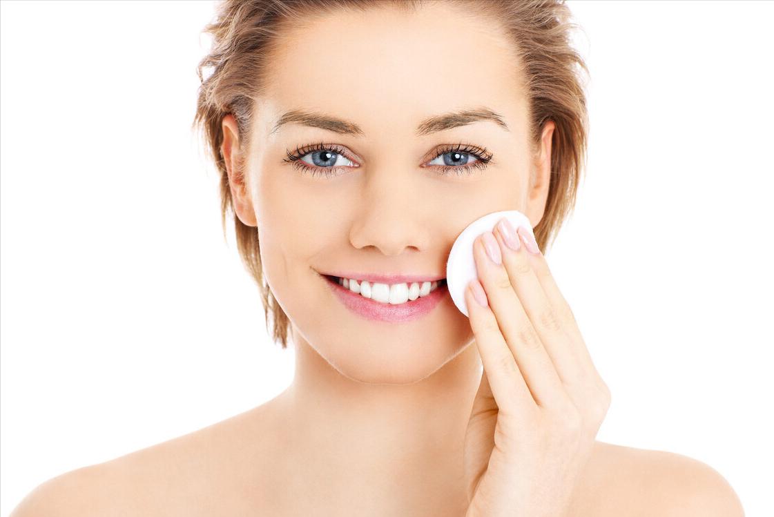 发现面上有小小的斑点怎么办,发现脸上有斑怎么办