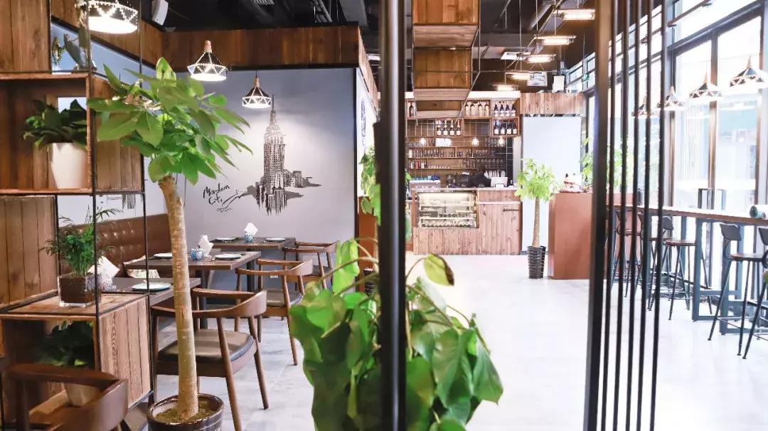 如果你想体验一把虎口吃鱼子酱，合肥这家店可以满足你！