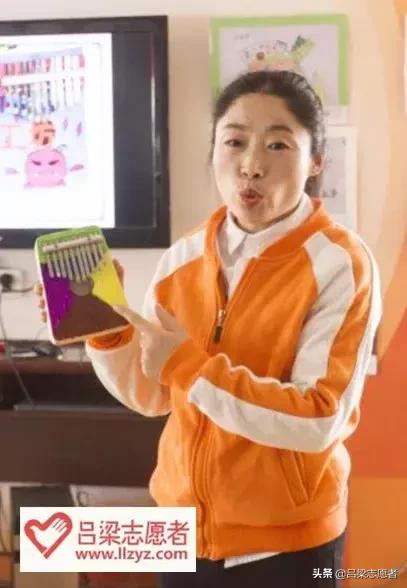 小城的梵高丨一起制作卡林巴琴