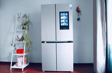 冰箱门内嵌触控屏，451L大空间，全屋家电互联，这款冰箱真秀