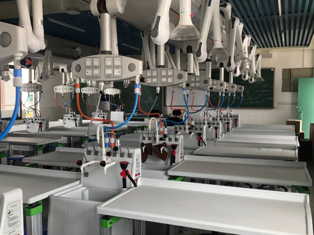 广州白云区教师招聘公告,宝安区航城街道黄麻布招聘