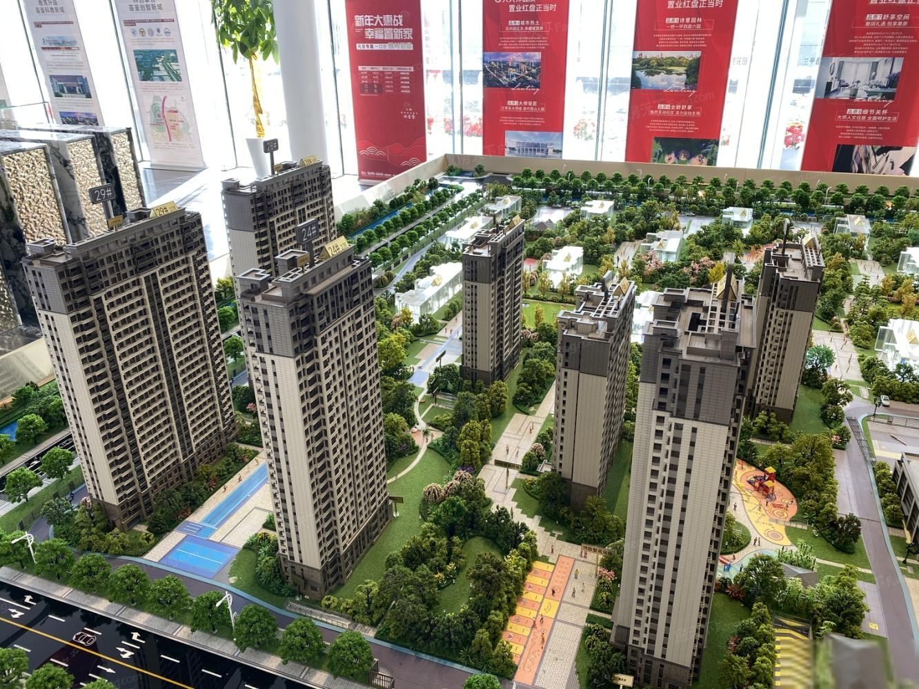 太仓万达广场旁，住宅洋房，可落户可上学，拎包入住！现房出售