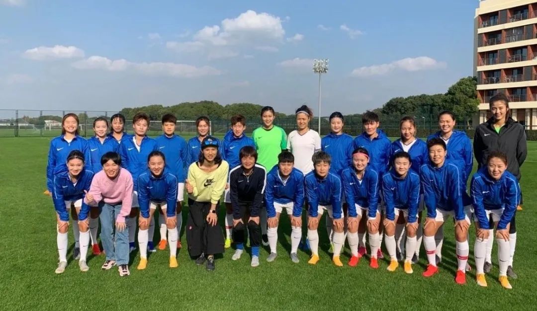 郎平女足,上海女足功勋教练